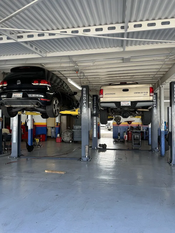 Orozco's Auto Service 8