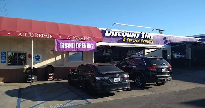 Discount Tire & Service Centers - Brea 4