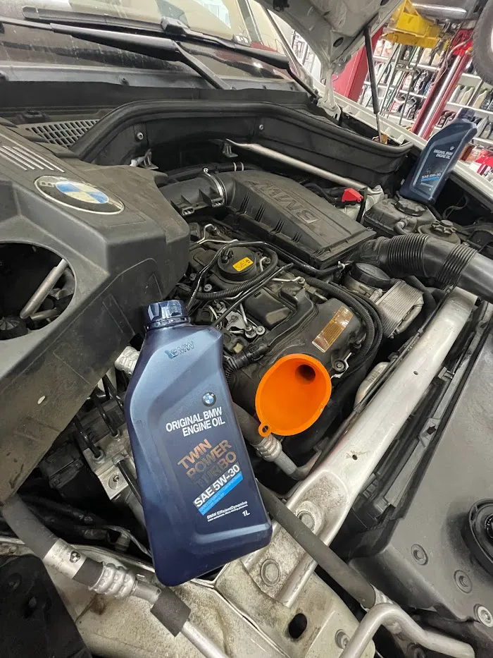 Kurdi's Fast Lube & Auto Care 7