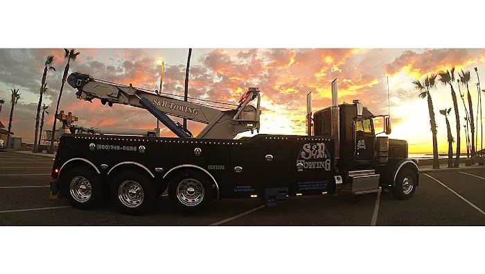 S & R Towing Inc. - Carlsbad 3