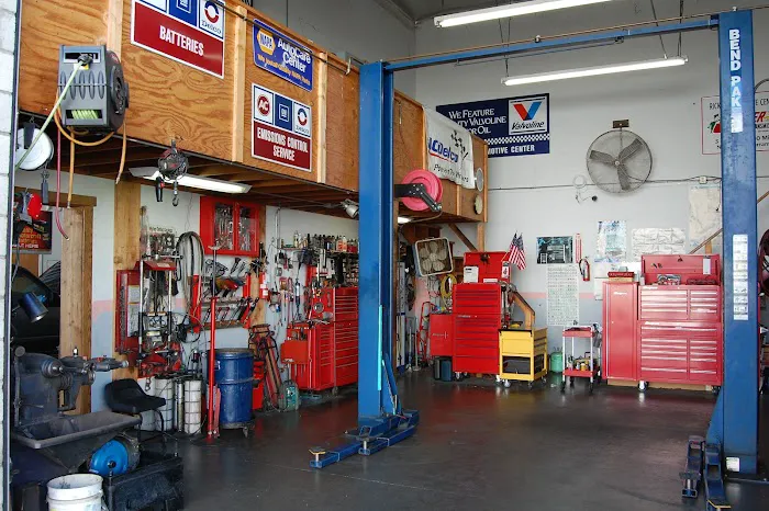 Rick's Automotive Center 0