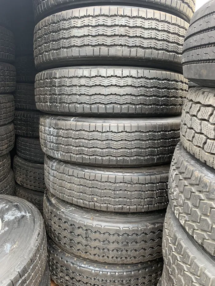 Vidal Tires and Road Service 8