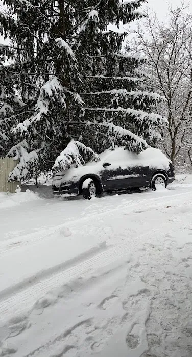 Hartland Towing & Garage 0