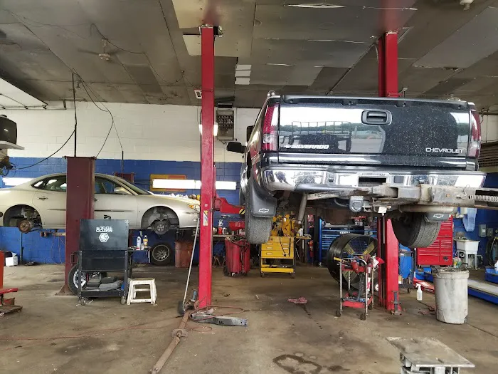 Dale's Auto & Truck Services 4