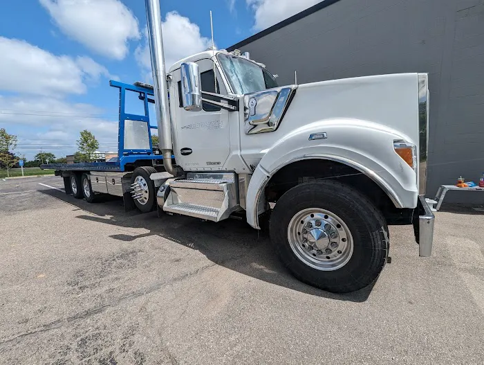 Hadley’s Towing 3