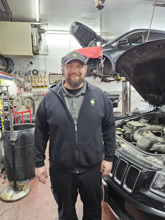 Buchanan’s Service Center 5