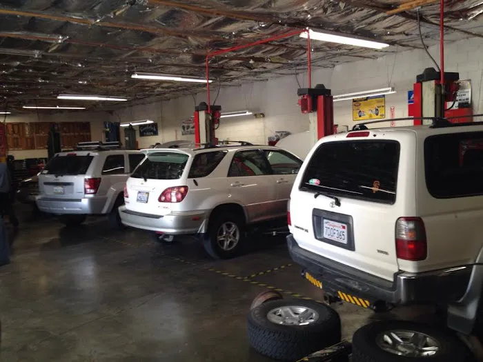 Helming's Auto Repair by AMW 2