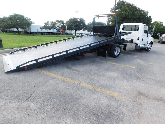 Shaw 24/7 Towing 7