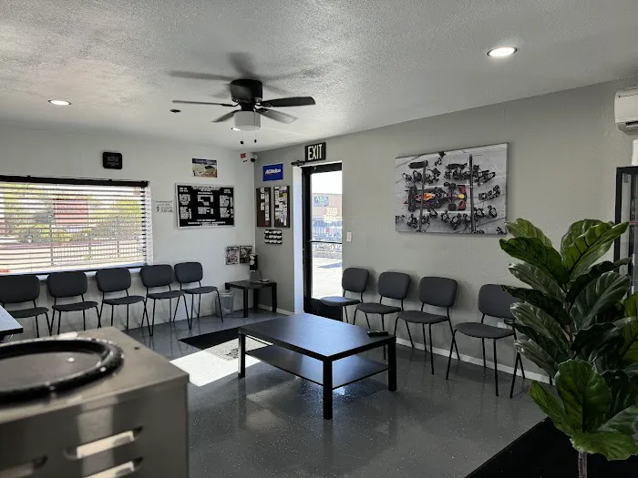 Quik Lane Automotive 1