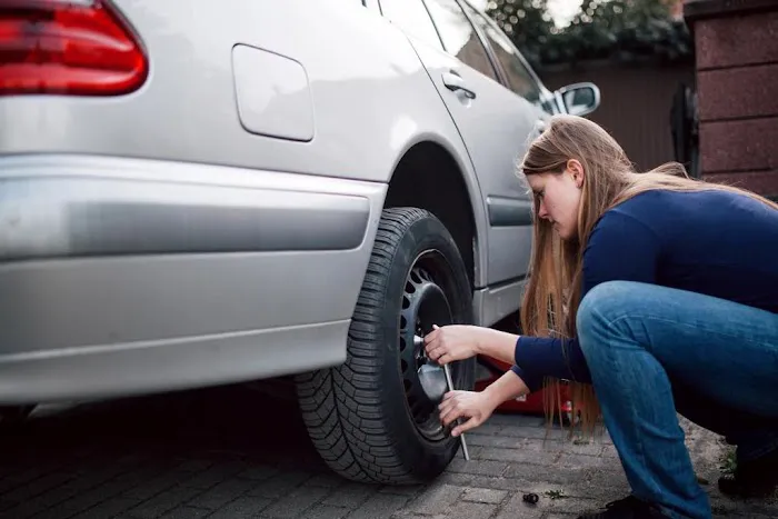 Auto Motives Roadside Assistance 2