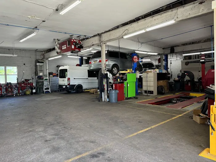 Las Americas Auto Repair 5