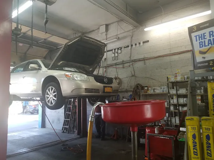 Guercio's Auto & Truck Repair 0