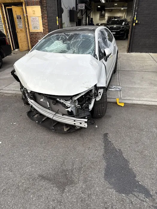 Diamond Auto Body Shop Brooklyn 5