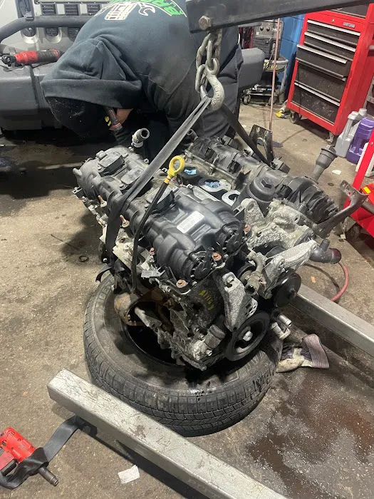 Los Brother’s Auto Repair & Towing 5