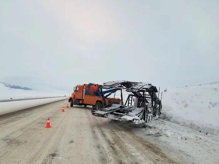 Mad Dog Towing 5