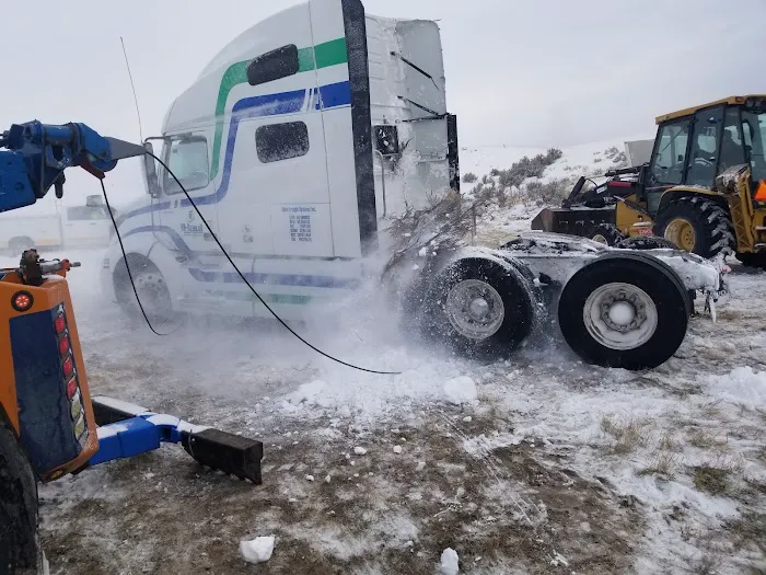 Mad Dog Towing 6
