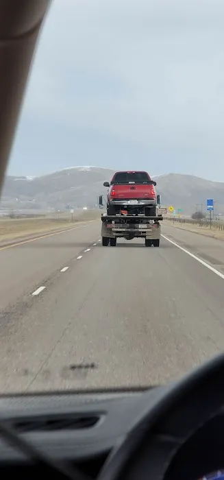 Mad Dog Towing 0