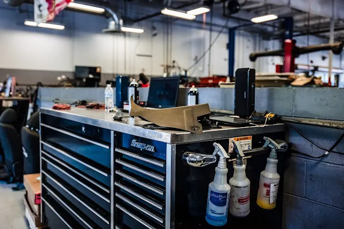 Lia Nissan Saratoga Auto Repair & Service Center 7