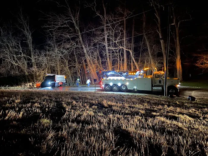 Adirondack Heavy Duty Towing & Road Service 4