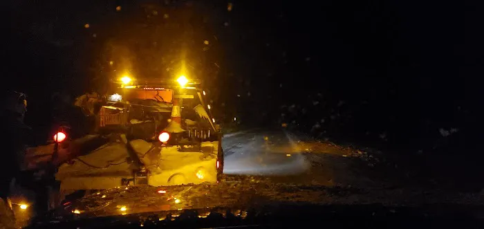 A - N & L Tow Truck 0