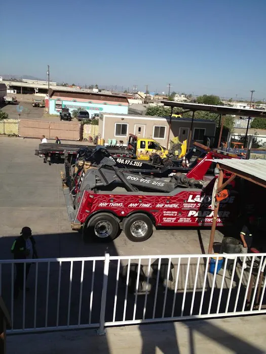 Parker Towing HEAVY DUTY TOW TRUCK BLYTHE CA 3