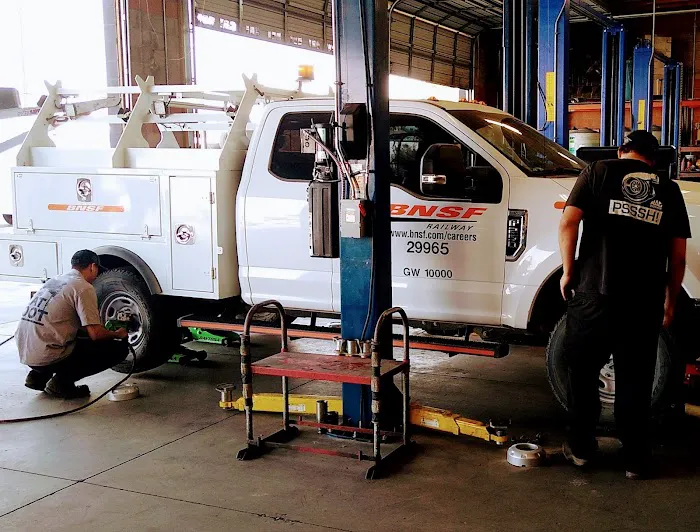 Advanced Auto Repair & Accessories CO. 4