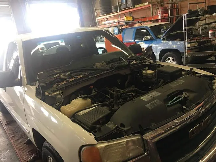 Advanced Auto Repair & Accessories CO. 6