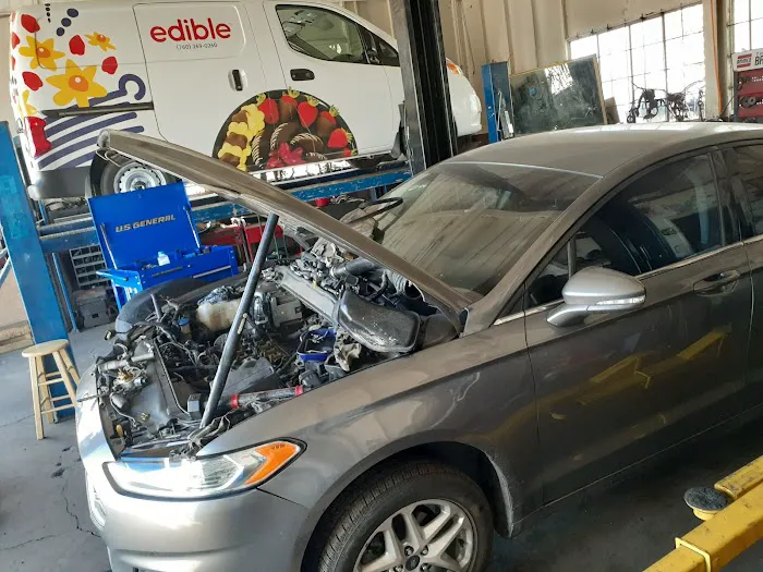 Emme Auto Repair & Tire Shop 1