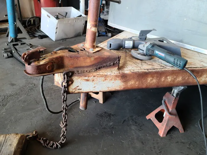 Anderson's Hitch & Trailer 6