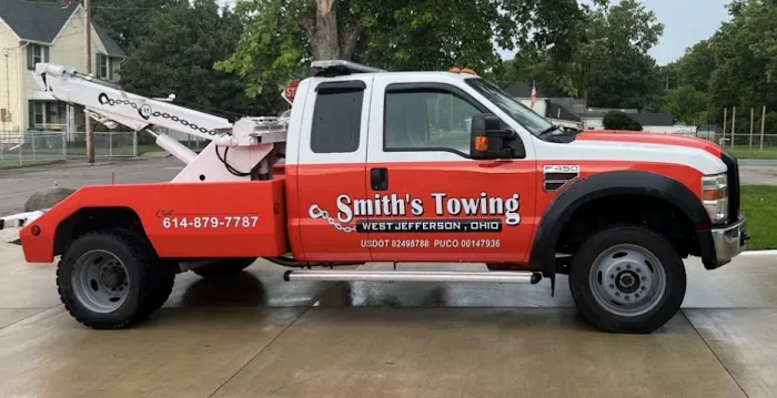 Smith's Towing 0