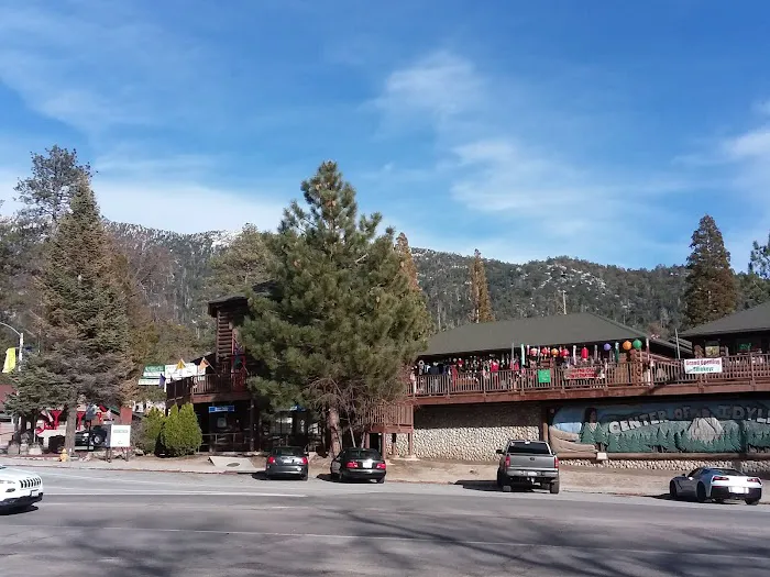 Idyllwild Garage 0