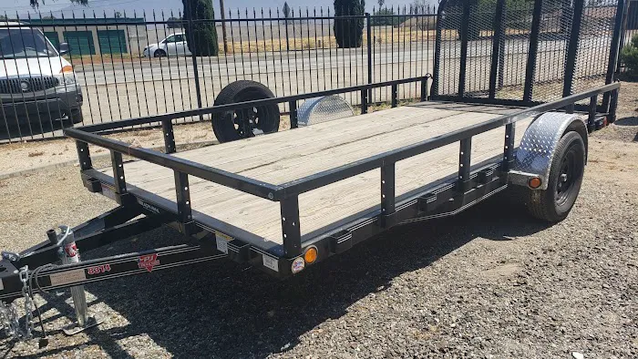 Trailer Factory Outlets 6