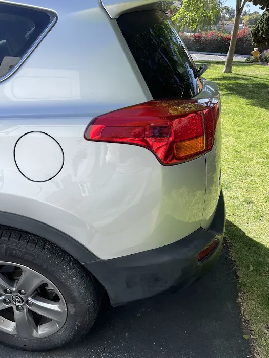 Roadwear Mobile Auto Body Repair 6
