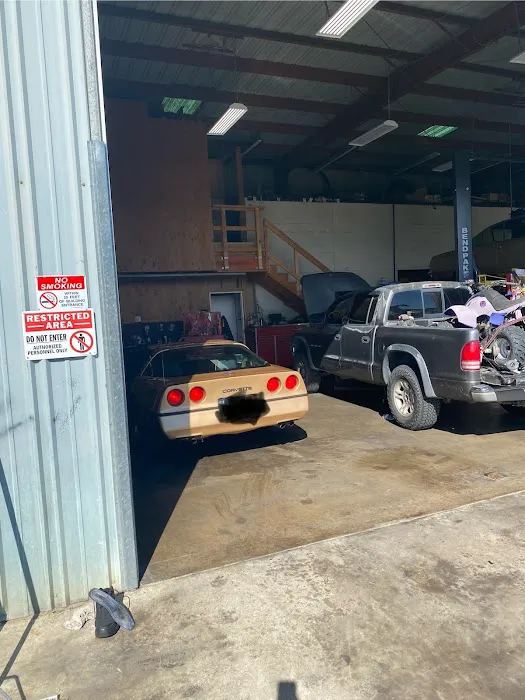 Veatch's Automotive & Smog 0