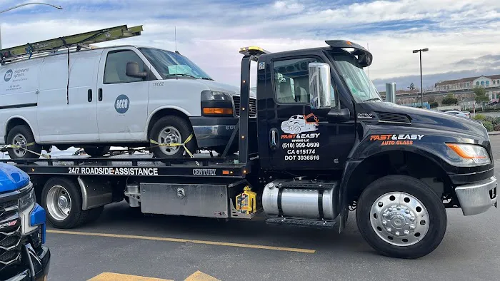 Fast & Easy Towing & Auto glass 0