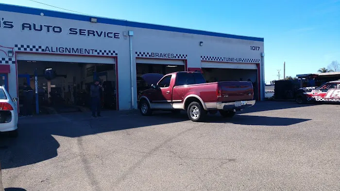 Tom's Auto Service 8