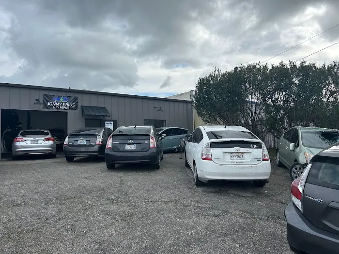 Jonny Prius & EV Repair 1