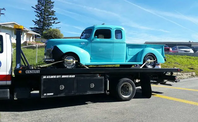 College Towing 0