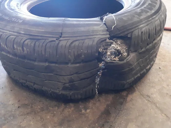 Dan's Economy Tire 3