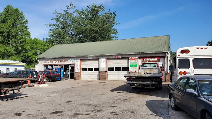 Jackie's Auto Service LLC 5