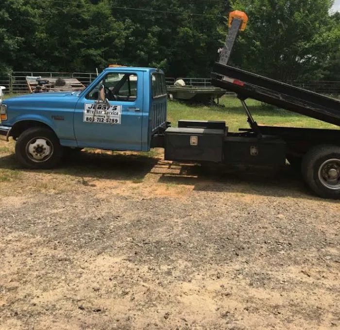 Jebby's Wrecker, Auto, Truck & Tire service & Roadside Assistance 4