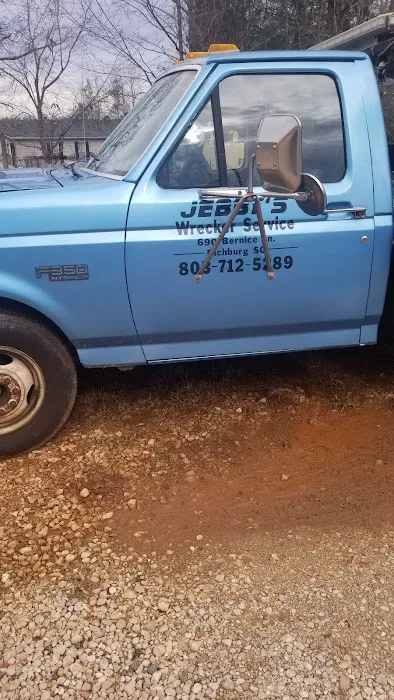 Jebby's Wrecker, Auto, Truck & Tire service & Roadside Assistance 3
