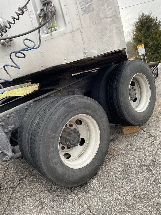 Eveready Towing and Recovery LLC 2