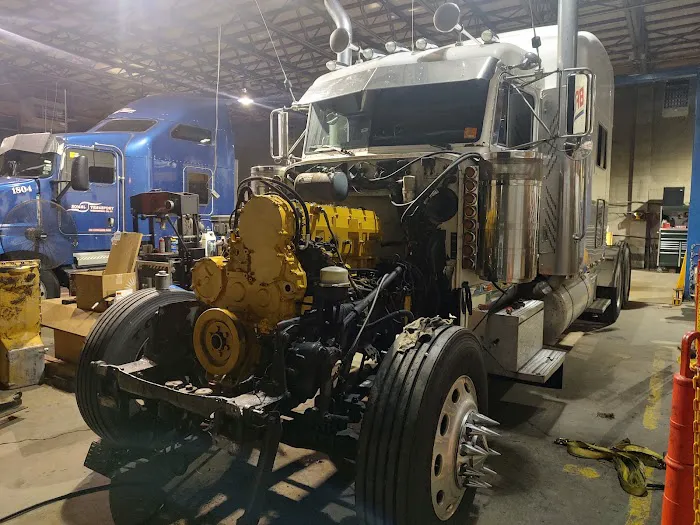 Newport Truck Trailer Repair and Heavy Duty Towing 2
