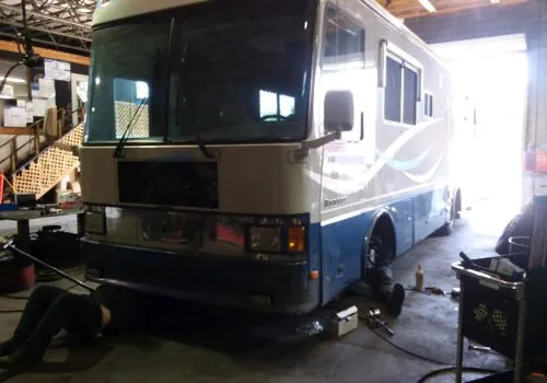 Newport Truck Trailer Repair and Heavy Duty Towing 3