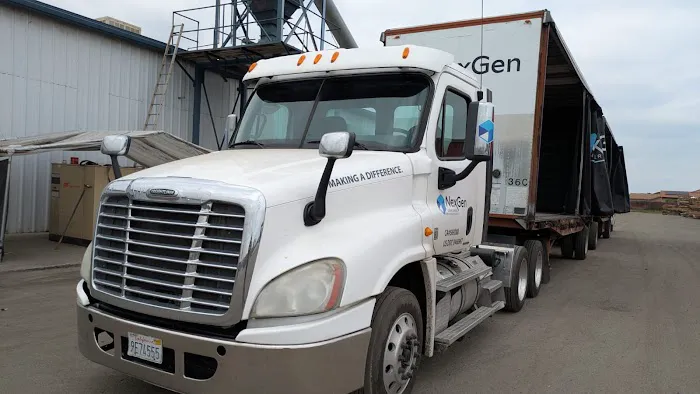 A & F Truck Repair and Service LLC. 2