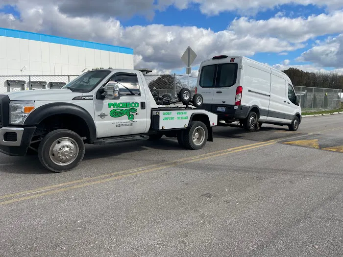 Pacheco Towing LLC 1