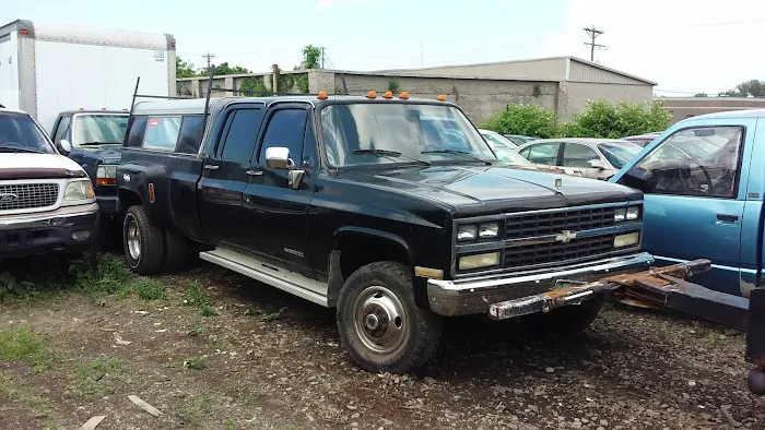 Paul's Towing Service 5