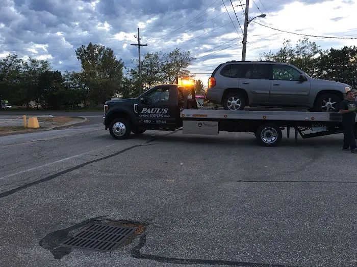 Paul's Towing Service 4