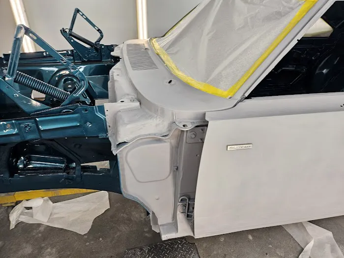 Horak's Restoration and custom autobody 1